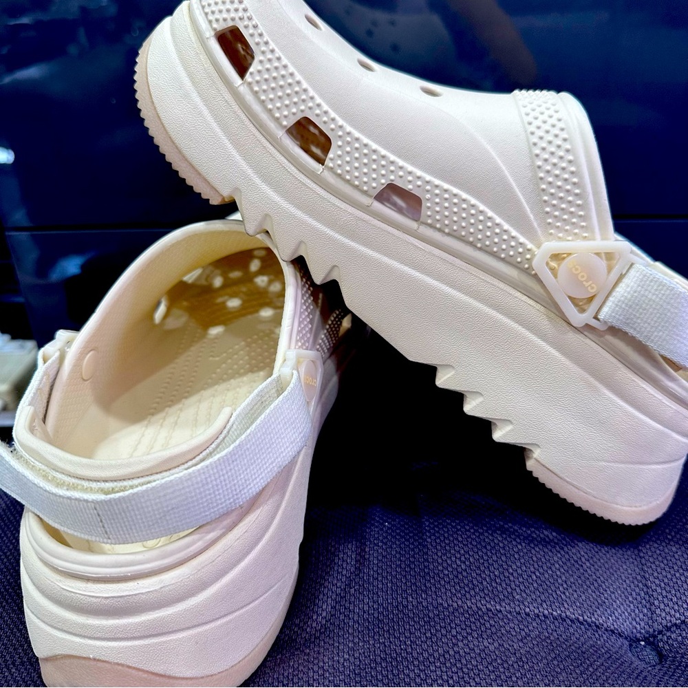Crocs M7 W9 cream CLASSIC PLATFORM CLOG
